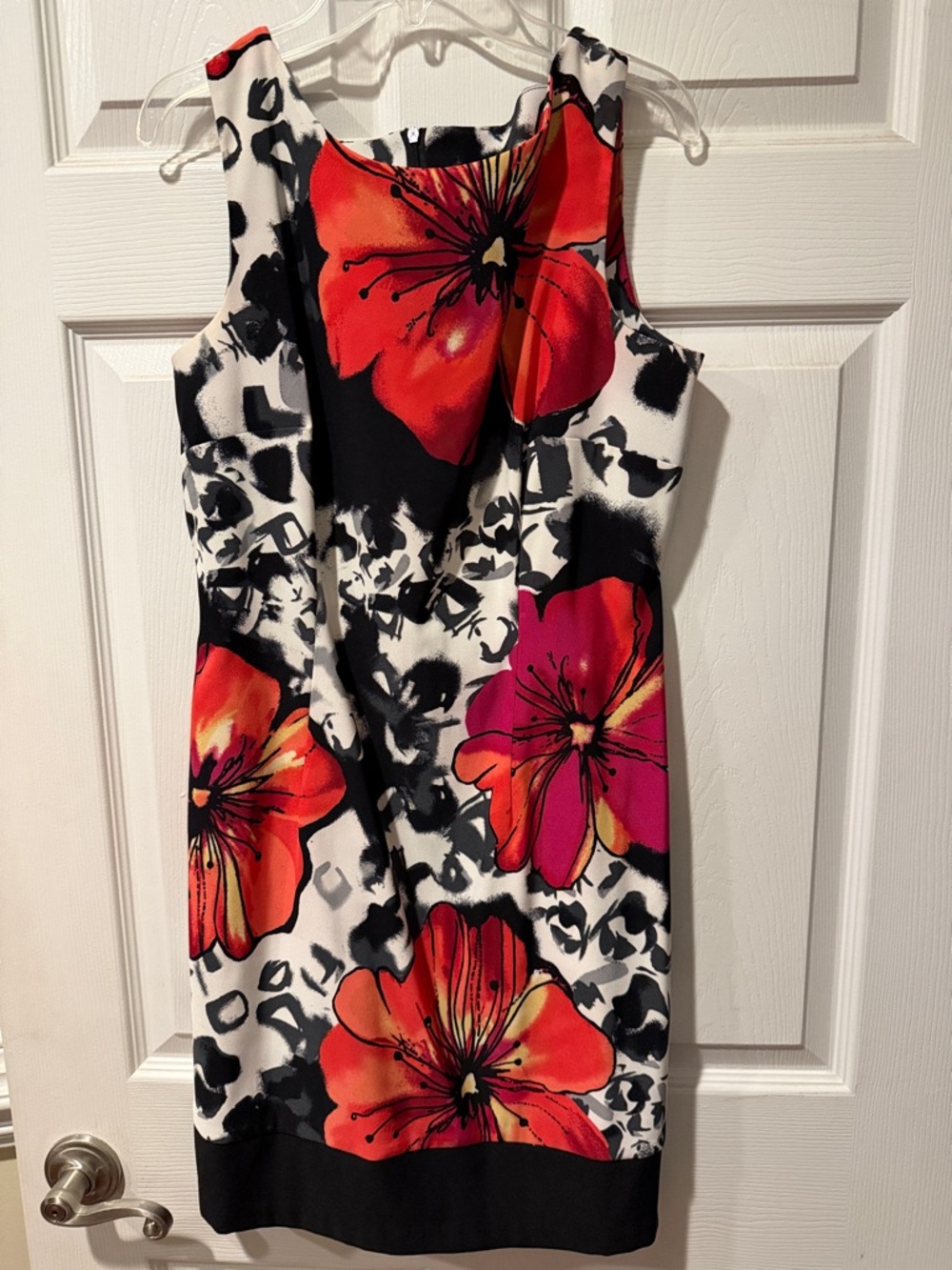Kim Rogers Black White Red Floral Sheath Dress